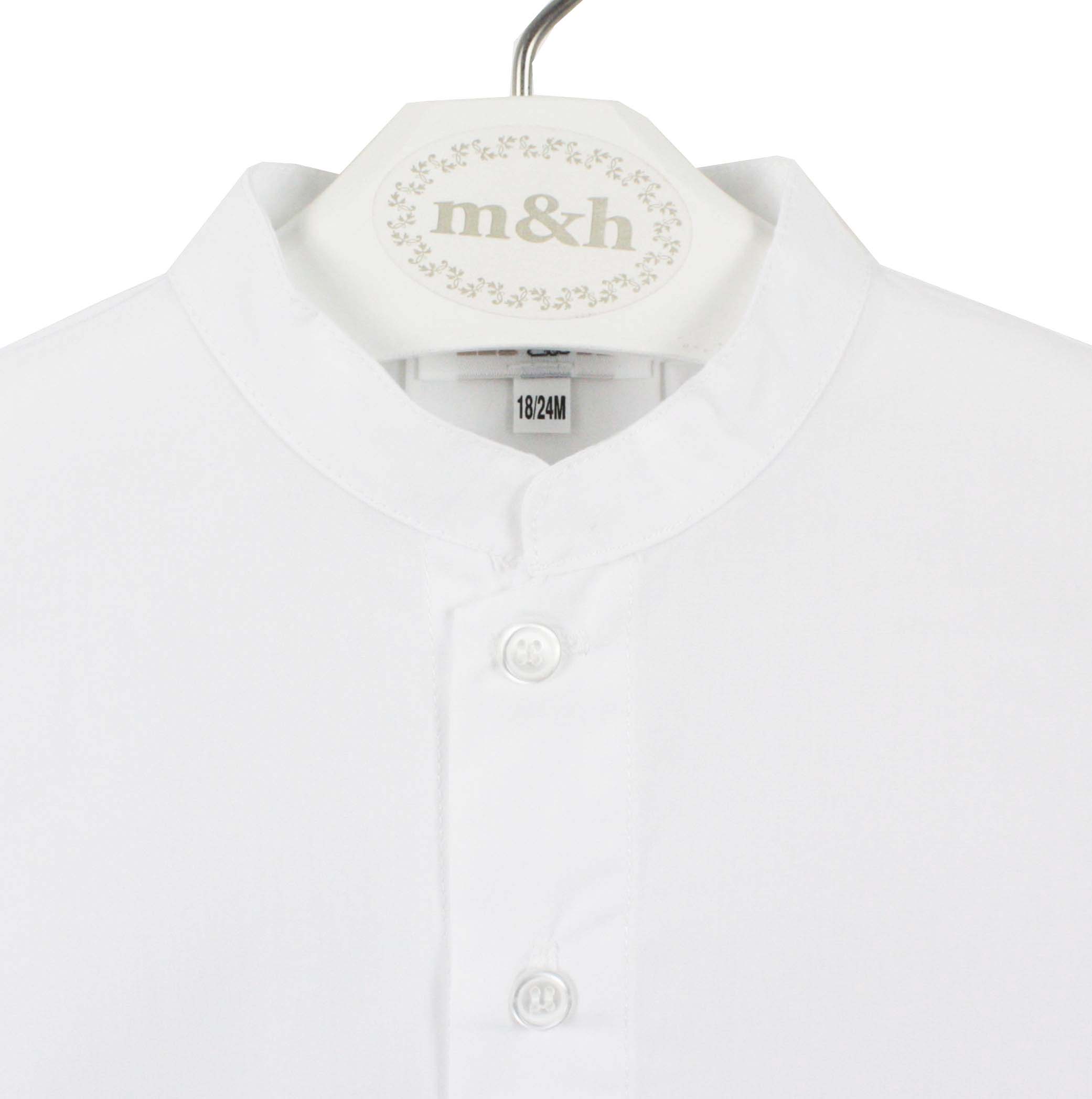 Camisa blanca cuello mao manga corta
