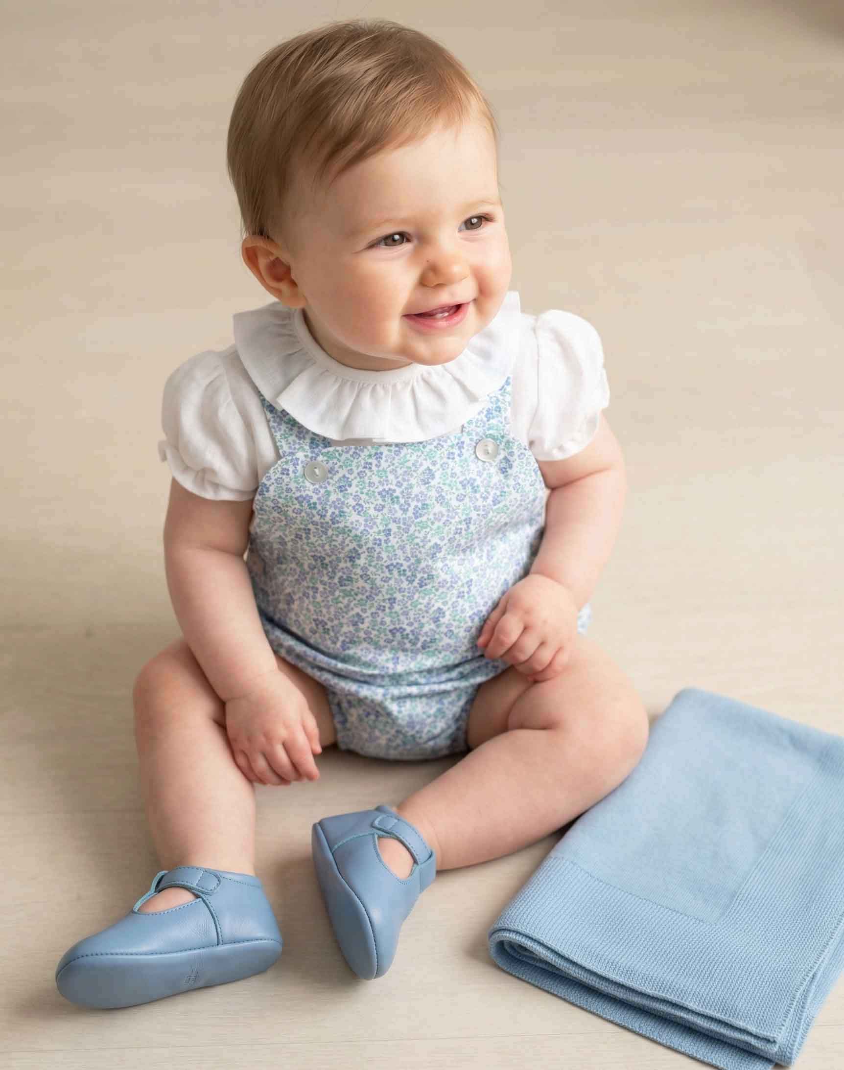 Ranita bebé estampado trebol verde y azul