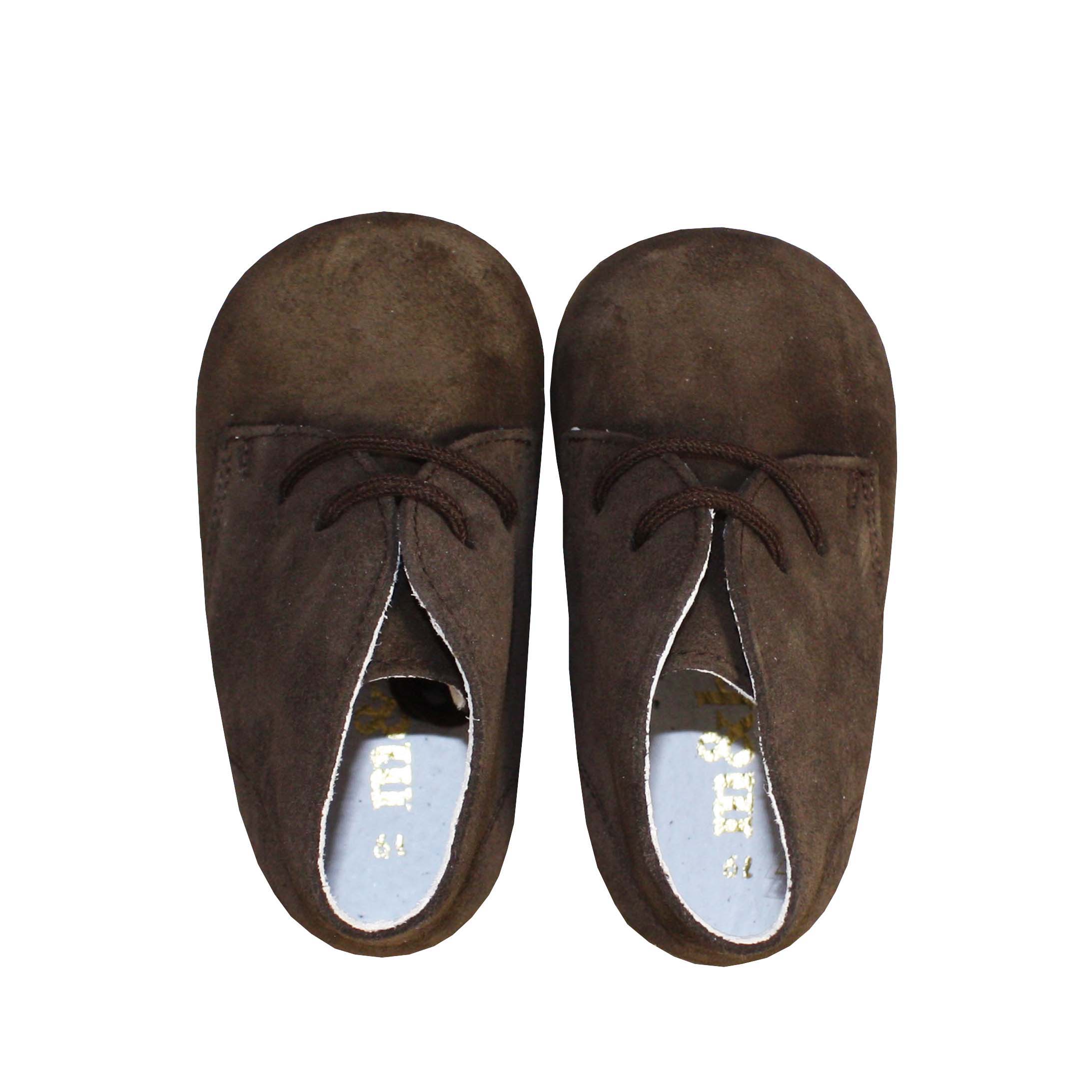 Zapato bota ante marrón