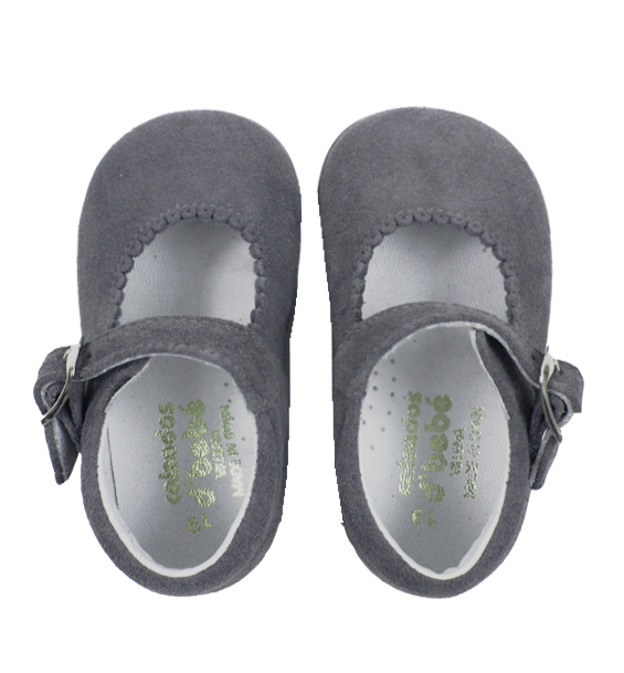 Zapato ante mercedita gris
